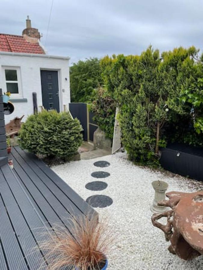 The Holiday Hoose Kinghorn ภายนอก รูปภาพ